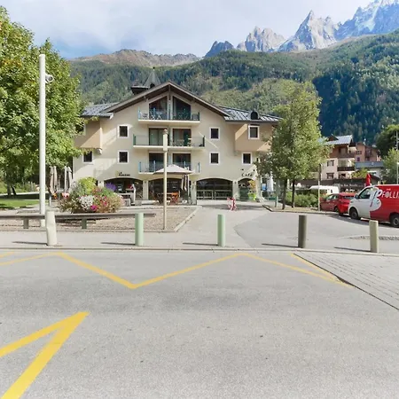Albertine - Centre De - Garage - Mountain Views! 霞慕尼